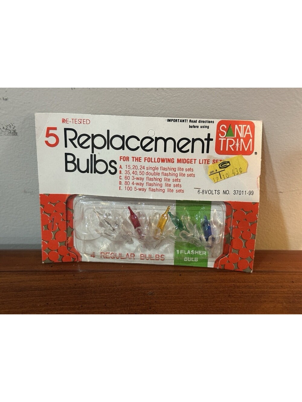 Vintage Santa Trim 37025-99 Christmas Replacement Light Bulbs 5-Pack NOS 1976